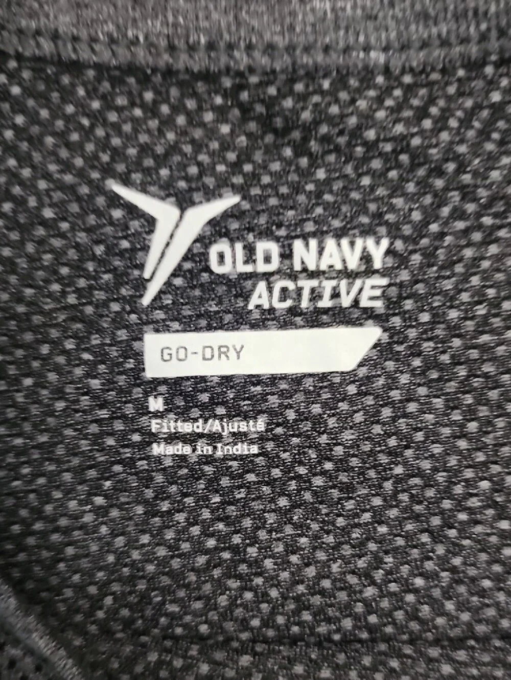 Old Navy Short-Sleeve Seamless Active Tee - Light Gray & Dark Gray - Picture 7 of 11